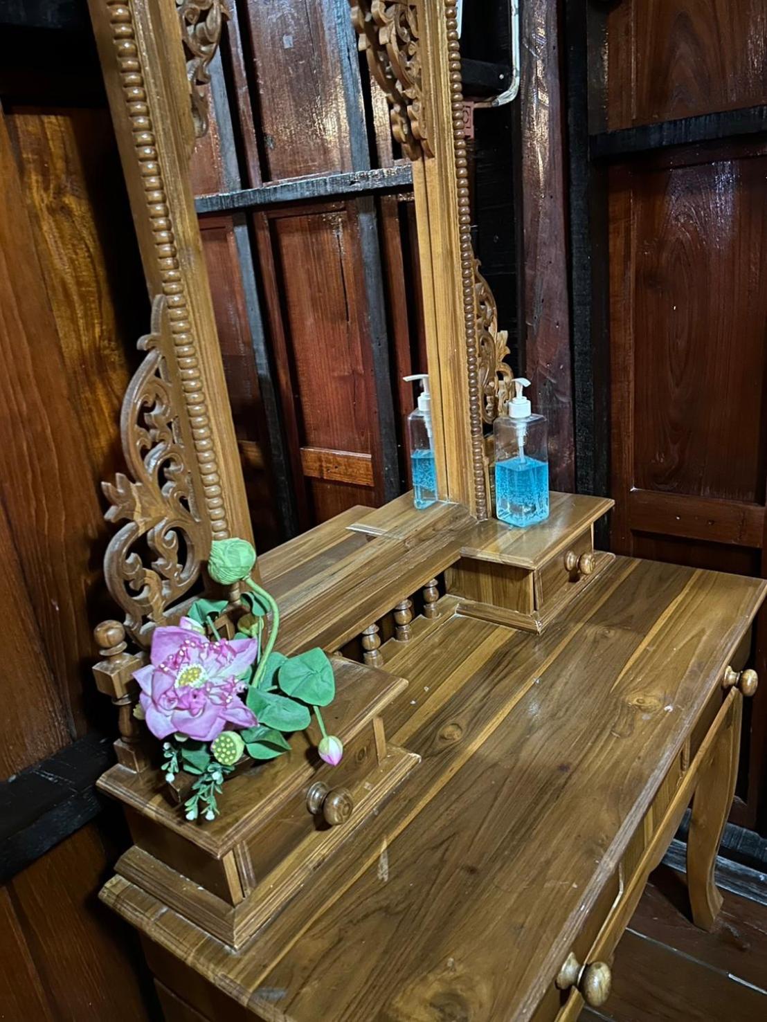 Baan Are Gong Riverside Homestay Аюттхая Екстер'єр фото