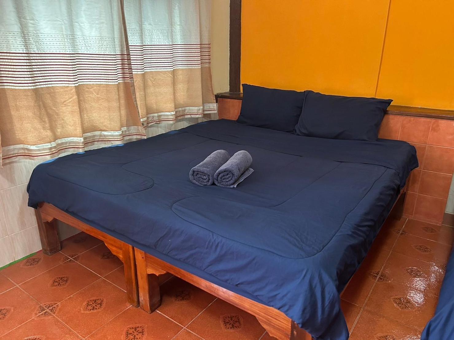 Baan Are Gong Riverside Homestay Аюттхая Екстер'єр фото