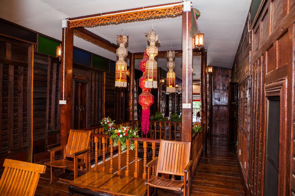 Baan Are Gong Riverside Homestay Аюттхая Екстер'єр фото