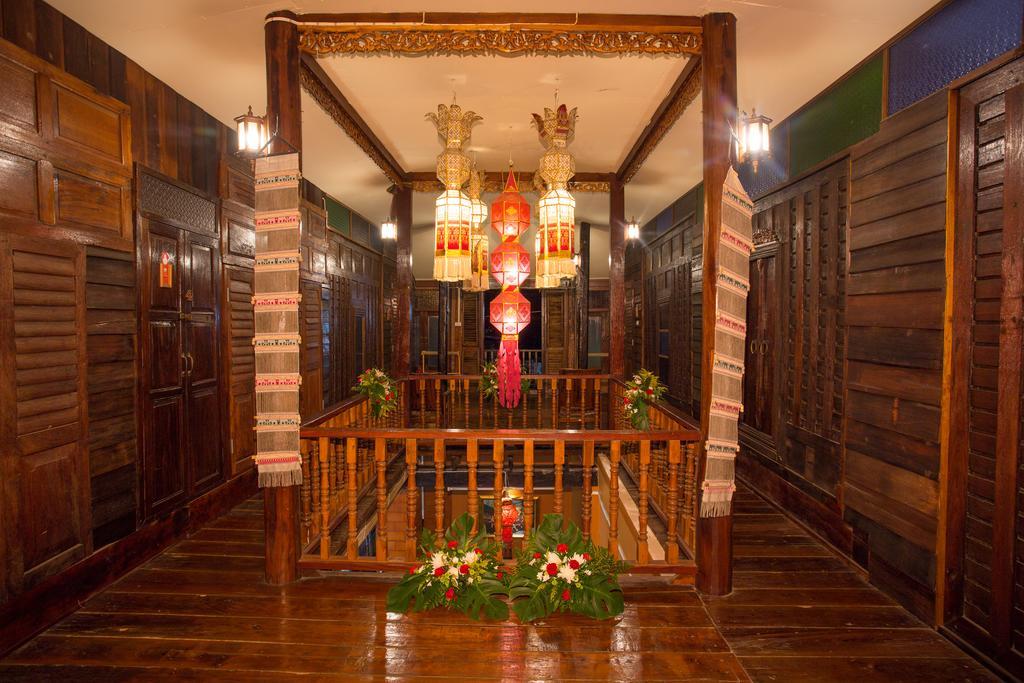 Baan Are Gong Riverside Homestay Аюттхая Екстер'єр фото