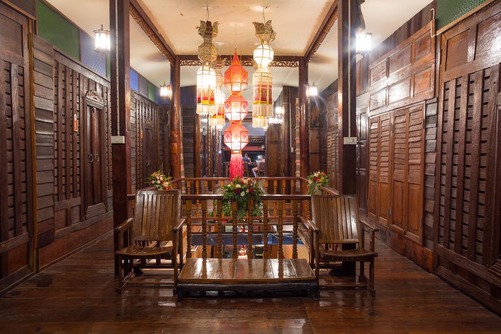Baan Are Gong Riverside Homestay Аюттхая Екстер'єр фото