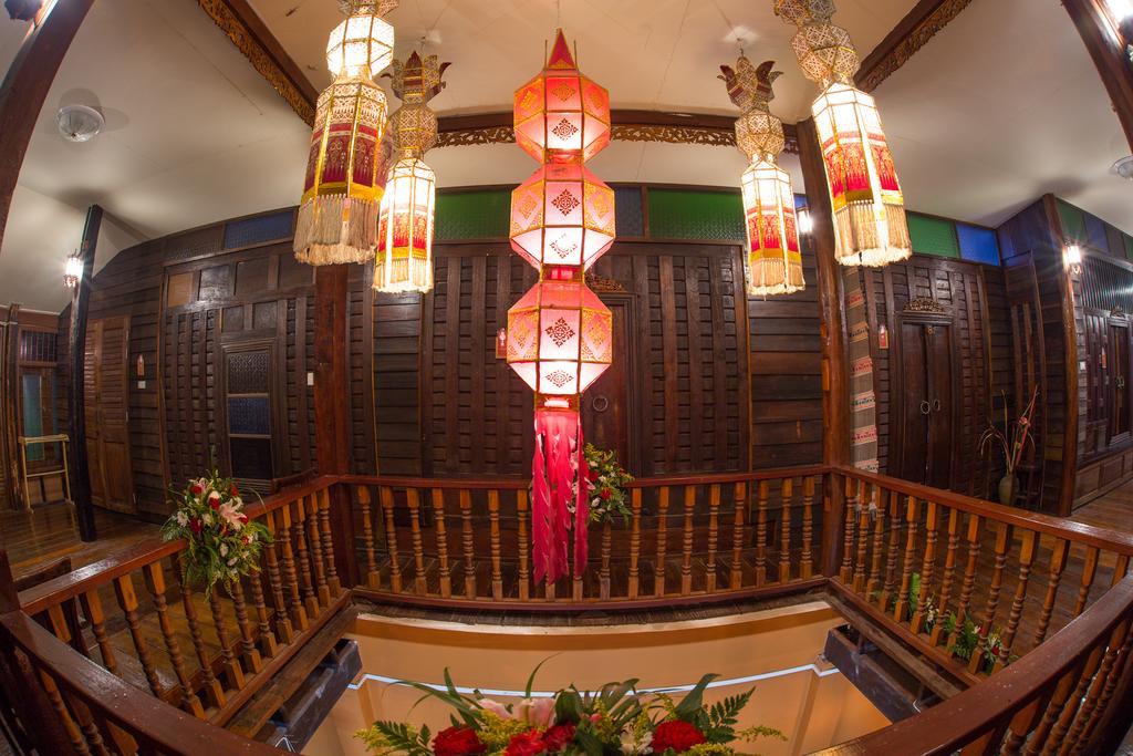 Baan Are Gong Riverside Homestay Аюттхая Екстер'єр фото